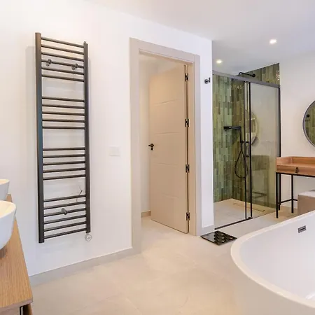 Apartment Luxury With Heated Pool, Jacuzzi, Sauna And Marbella