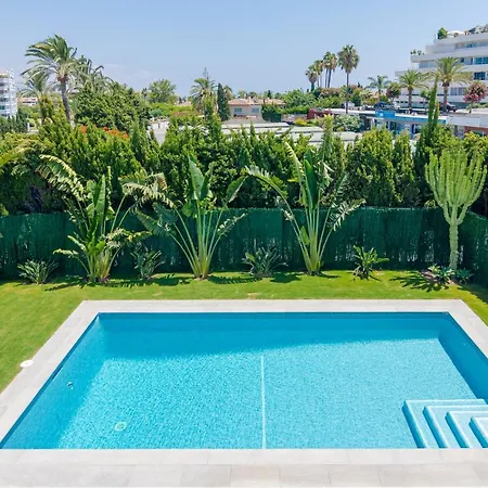 Luxury With Heated Pool, Jacuzzi, Sauna And Apartment Marbella