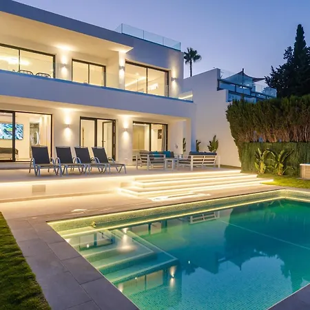 Luxury With Heated Pool, Jacuzzi, Sauna And Apartment *
