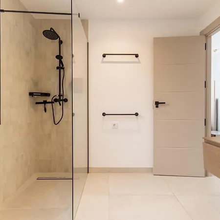 Luxury With Heated Pool, Jacuzzi, Sauna And Apartment Marbella