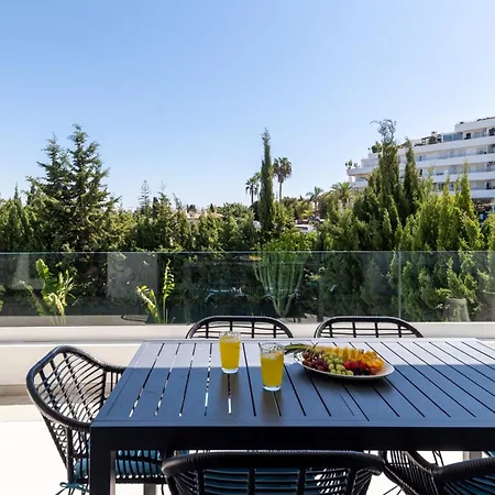 Apartment Luxury With Heated Pool, Jacuzzi, Sauna And