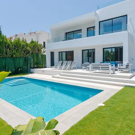 Luxury With Heated Pool, Jacuzzi, Sauna And Marbella