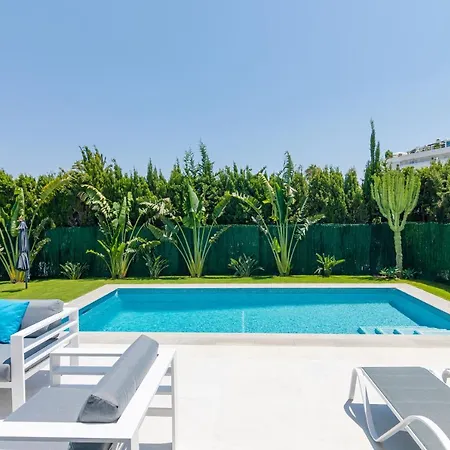 Luxury With Heated Pool, Jacuzzi, Sauna And Appartement *