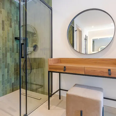 Luxury With Heated Pool, Jacuzzi, Sauna And Appartement